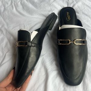 ALDO women's flats size 10